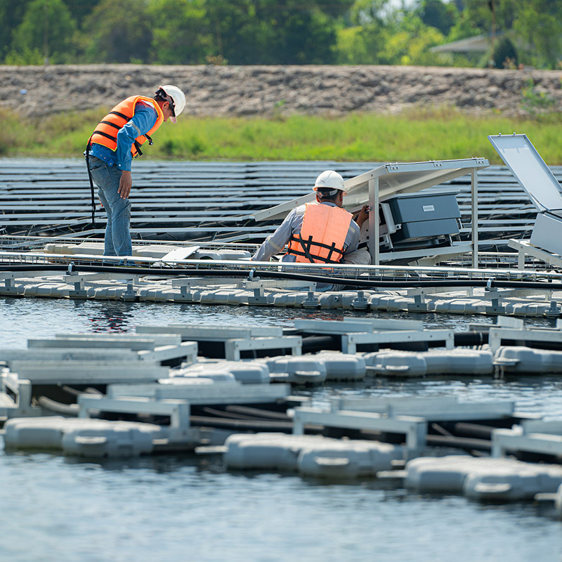 Floating Solar Power Station on Water